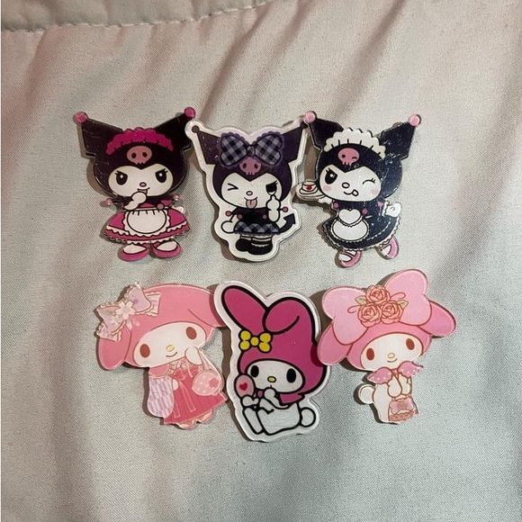 Sanrio Pins 🧷 - Picture 2 of 5